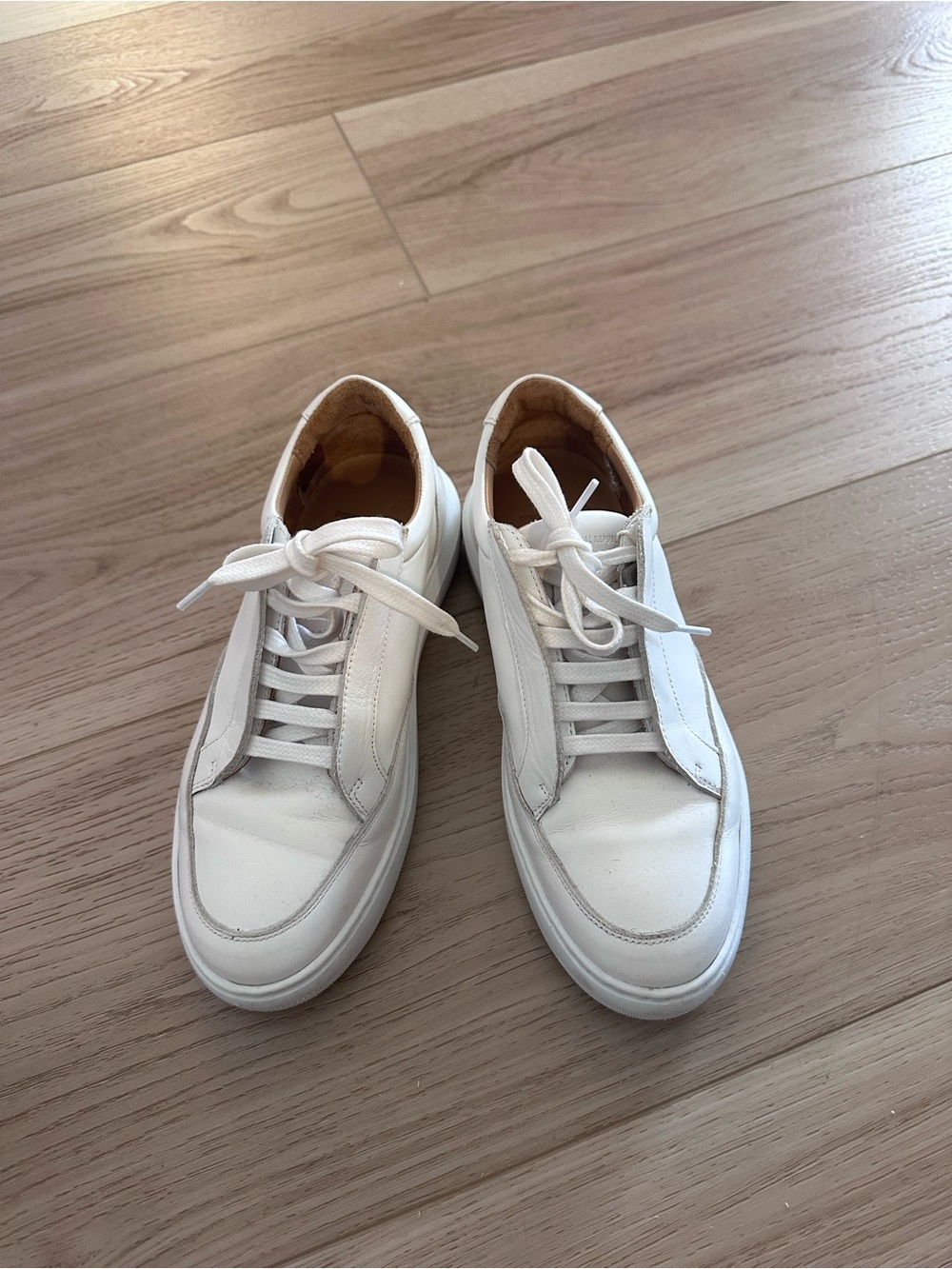 Classic White Leather Women's Low-Top Sneakers